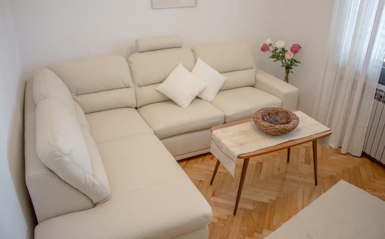 Apartman Mariolina Krk Town Exterior foto
