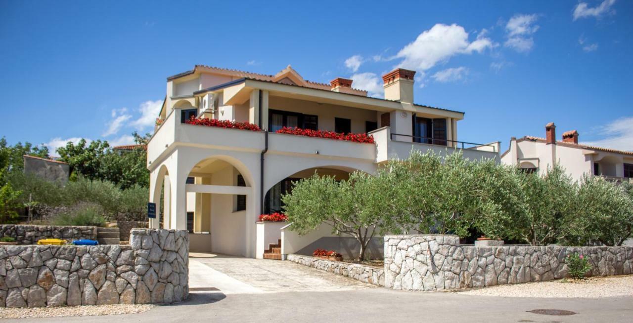 Apartman Mariolina Krk Town Exterior foto